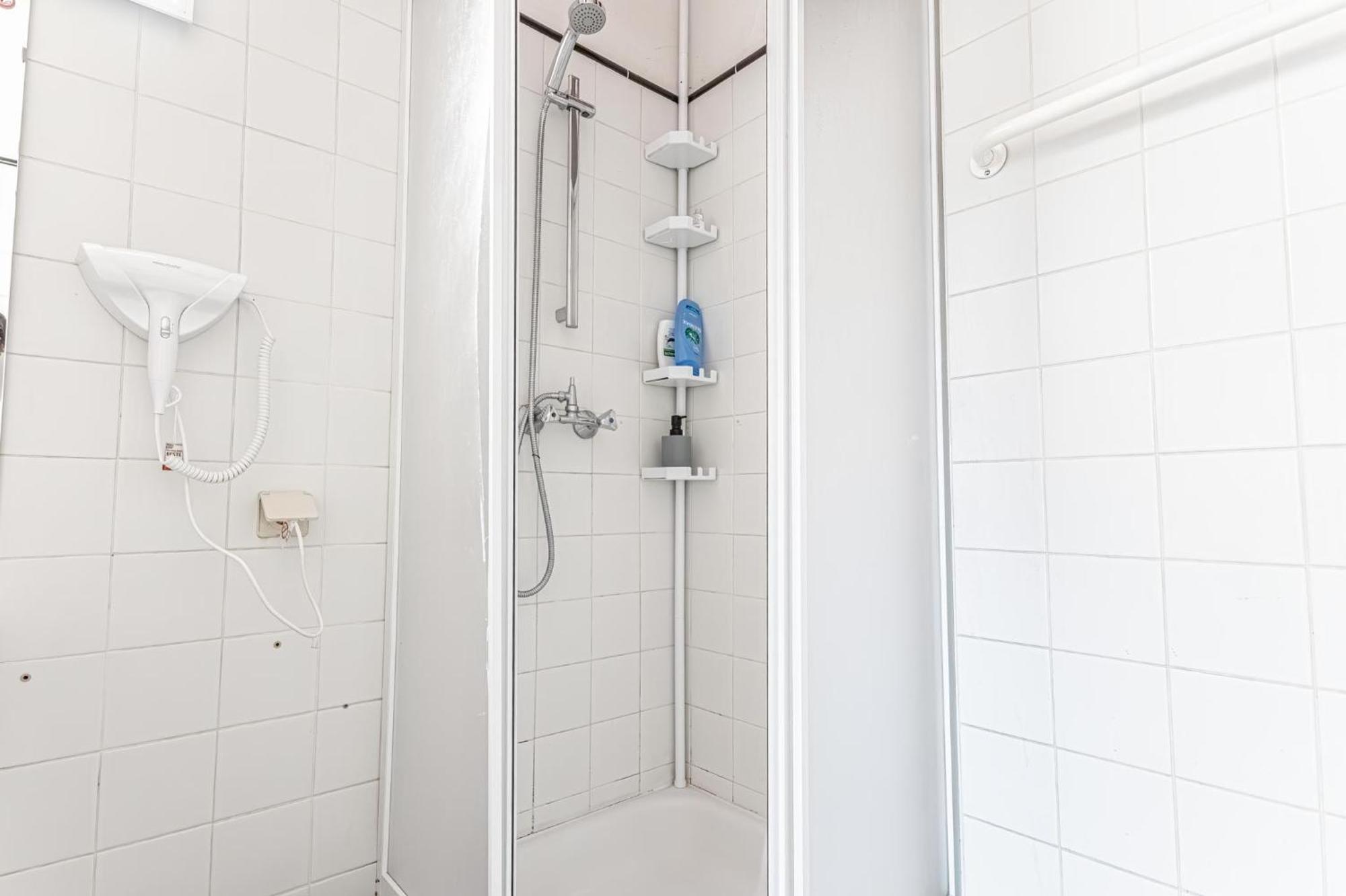 Comfy 3Br Shared Apartment - U6 Subway, Danube & Millenium City Wien Eksteriør billede